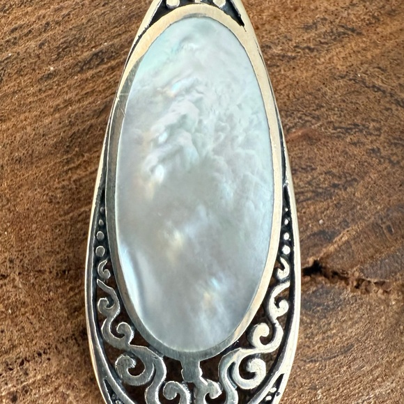 Samuel B. Mother of Pearl Shell and Sterling Silver Drop Earrings - Picture 2 of 9